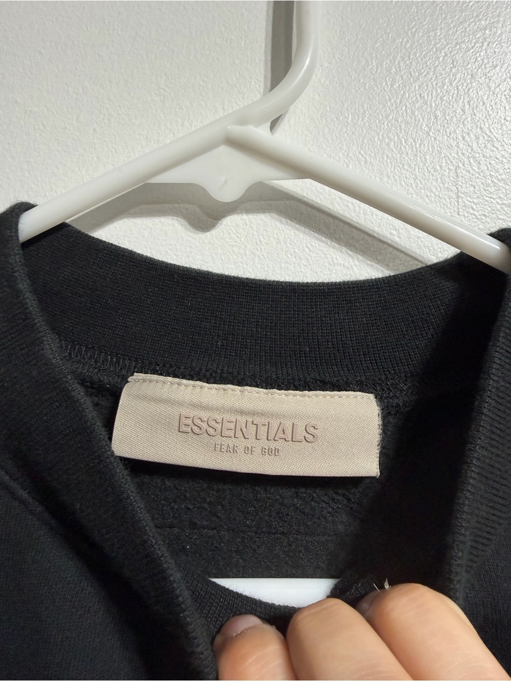 Fear of God FOG Essentials Black Crewneck Sweatshirt Flocked Back Logo Size XS - Picture 4 of 6